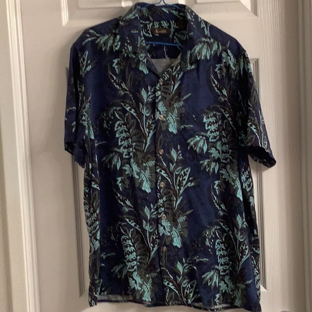 Men’s Large Hawaiian Print Shirt, Purchased at Macys on Kauai - EUC